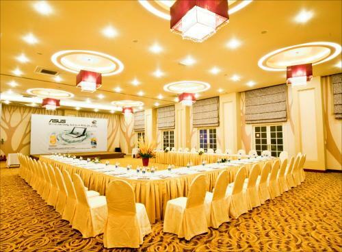 Ttc Hotel Premium Ngoc Lan