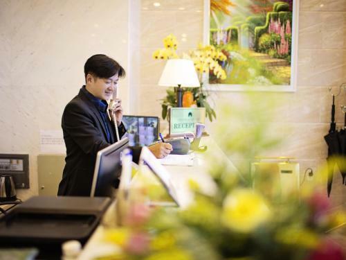 Hotel Hoang Minh Chau