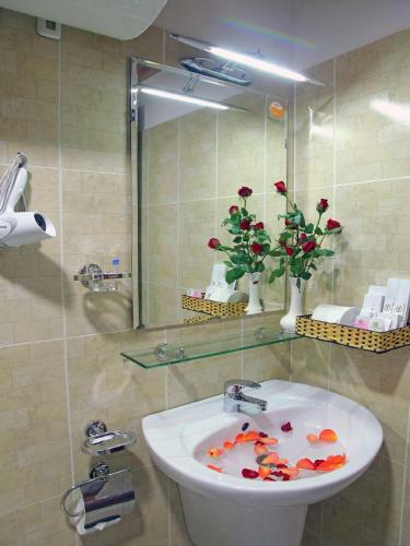 Gold Dream Hotel
