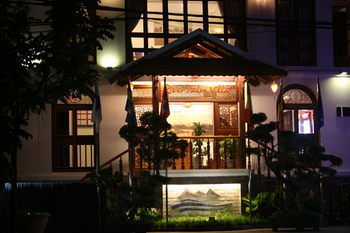River Palm Villas