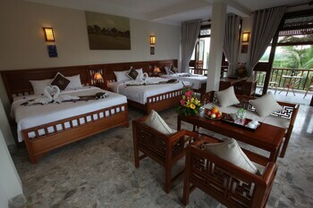River Palm Villas