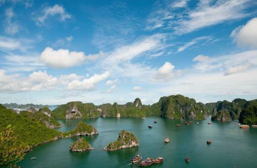 Ha Long Seasun Cruise