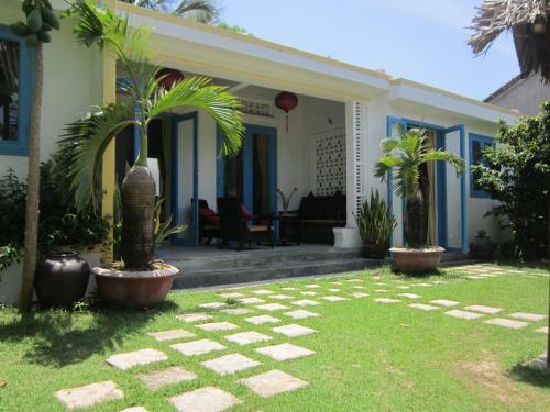 Local Beach Homestay