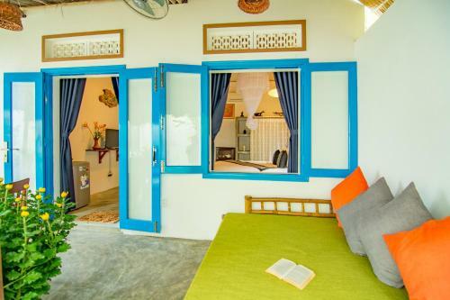 Local Beach Homestay