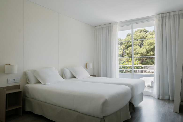 Prinsotel La Pineda Hotel Apartamentos