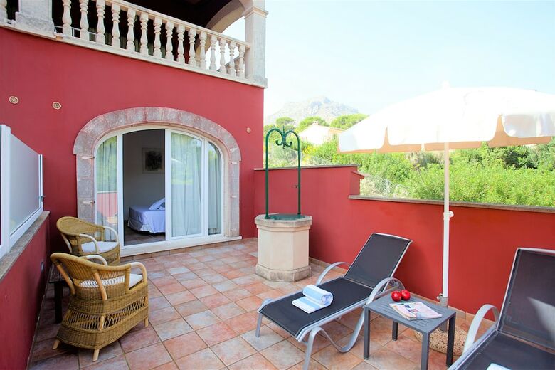 Hotel Cala Sant Vicen�