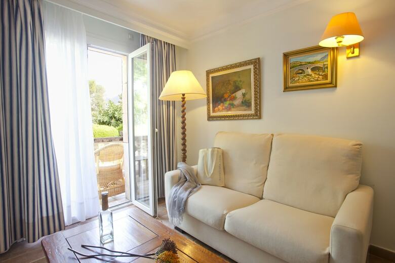 Hotel Cala Sant Vicen�