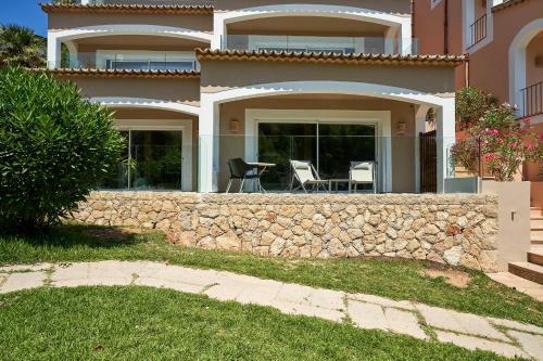 Hotel Bah�a Suites Camp De Mar