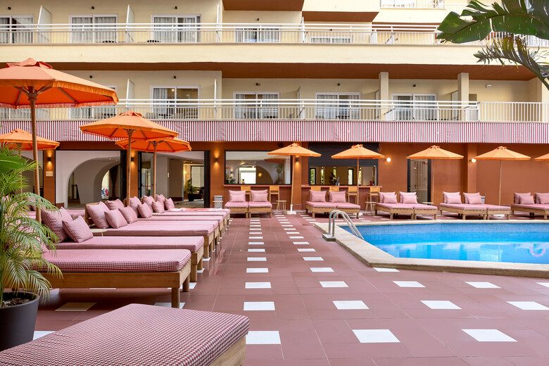Hotel Tent Bahia de Palma
