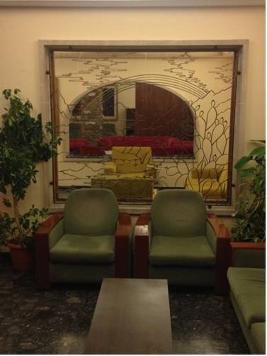 Iris Hotel
