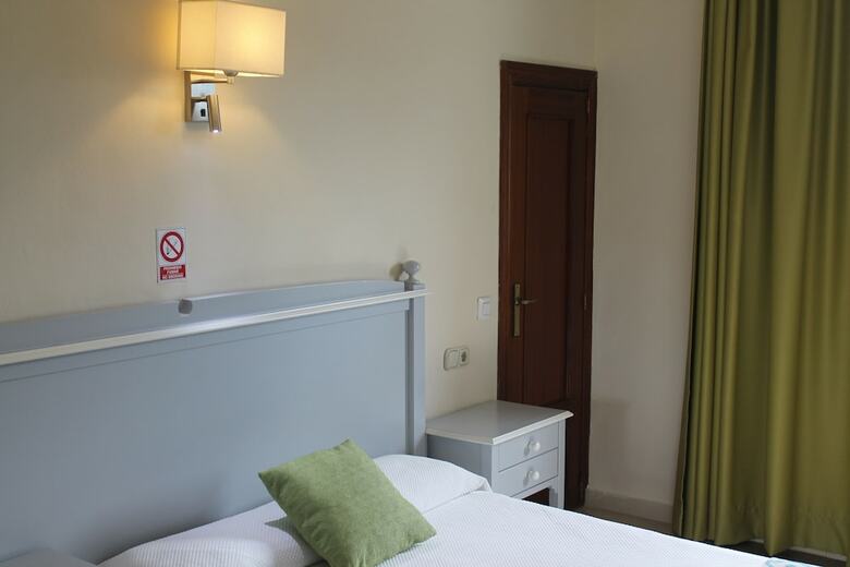 Hotel Playa Sol