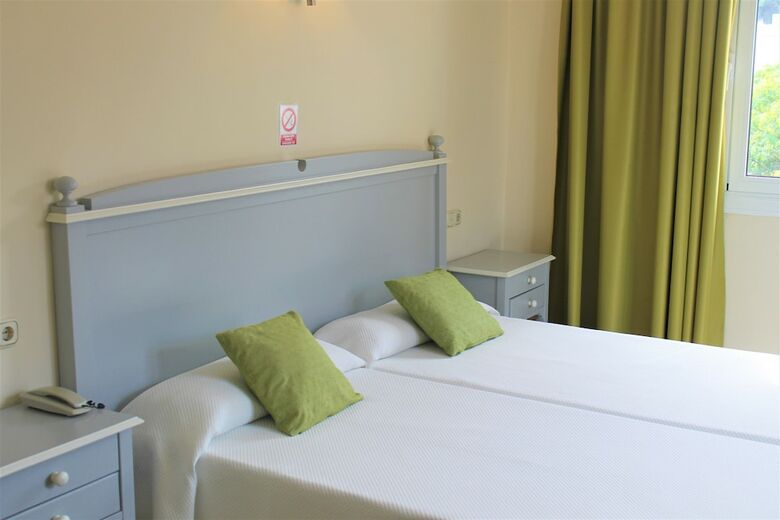 Hotel Playa Sol