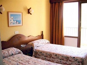 Hotel Arenal Pins Hostal