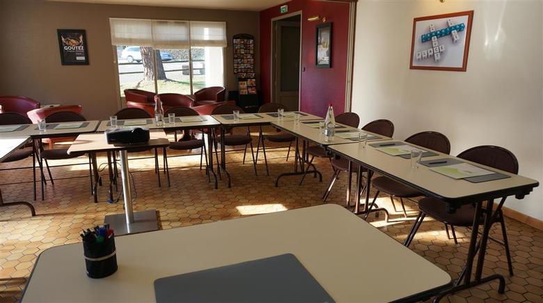 Hotel Campanile Lourdes