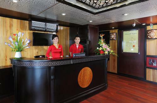 Starlight Cruise