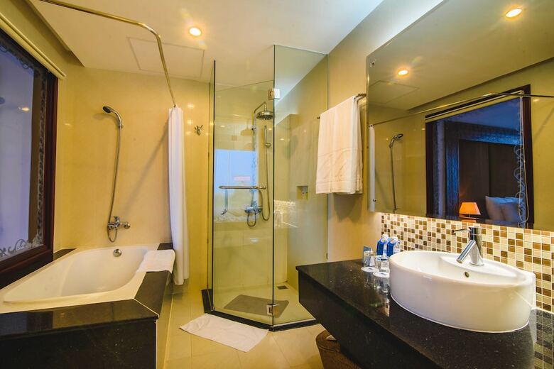 Mondial Hotel Hue