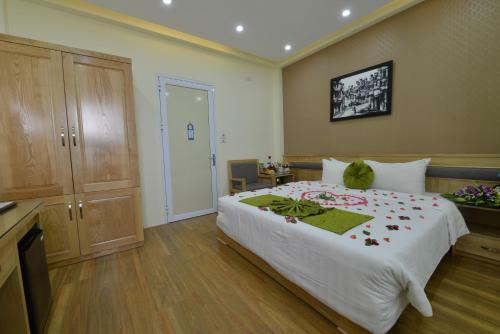 Blue Hanoi Inn Hotel
