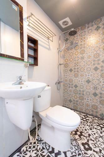 Hostal Happy Moon Guest House
