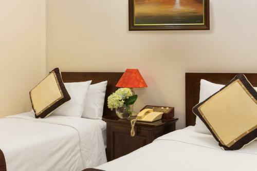 Camellia Hotel