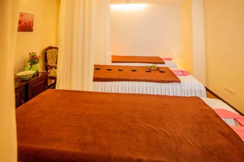 Camellia Hotel