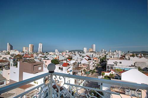 Rex Hotel & Apartment