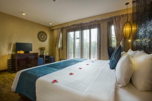 Oriental Suites Hotel & Spa