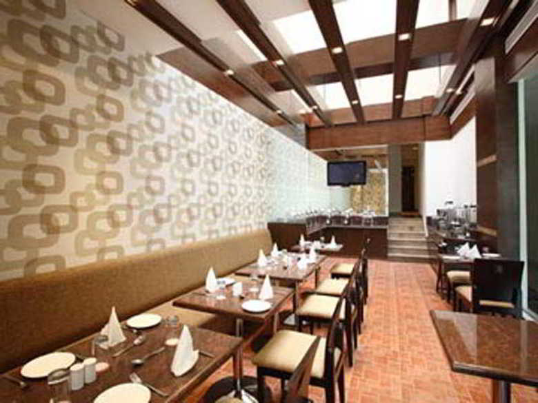 Hotel Indus Biznotel