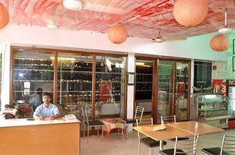 Anoop Hotel