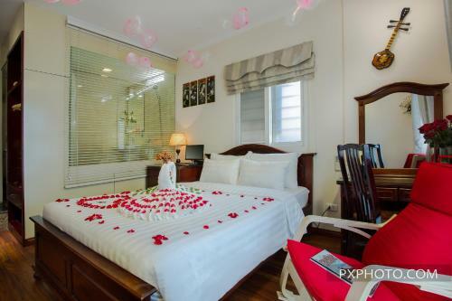 Luminous Viet Hotel