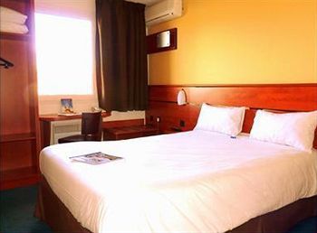 Brit Hotel Prema