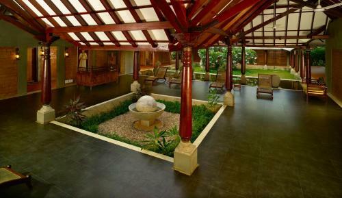 Hotel Poovar Island Resort