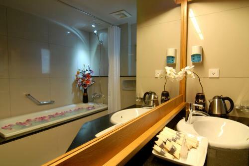 Hanoi Eternity Hotel