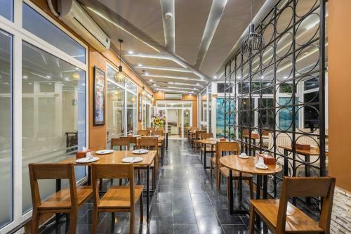 A25 Hotel - 23 Quan Thanh