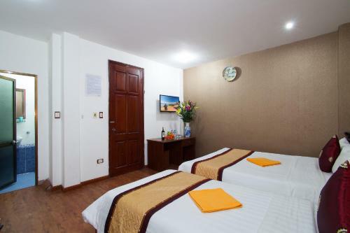 Hostal Hanoi Sky View Hotel