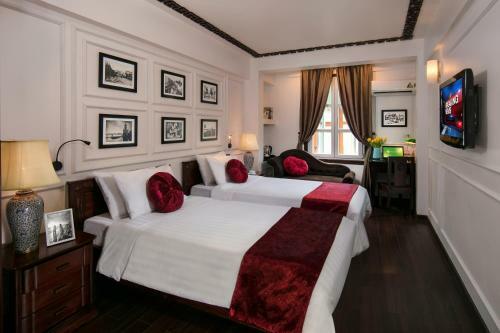 Golden Spring Hotel