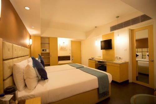 Hotel Sagar Plaza
