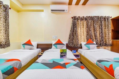Hotel Fabexpress Gandharva Residency