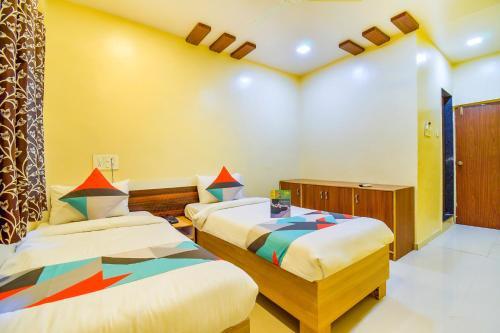 Hotel Fabexpress Gandharva Residency