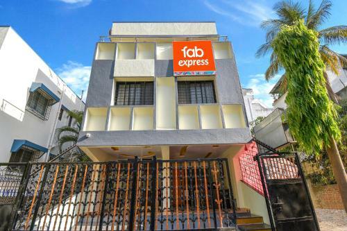 Hotel Fabexpress Gandharva Residency