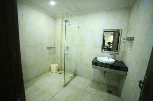 Hotel Raj Villa