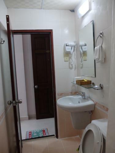 Ngoc Linh Hotel