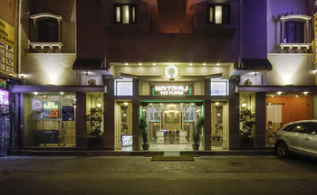 Hostal Treebo Natraj Yes Please