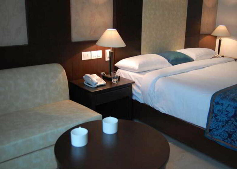 Hotel Airport Residency