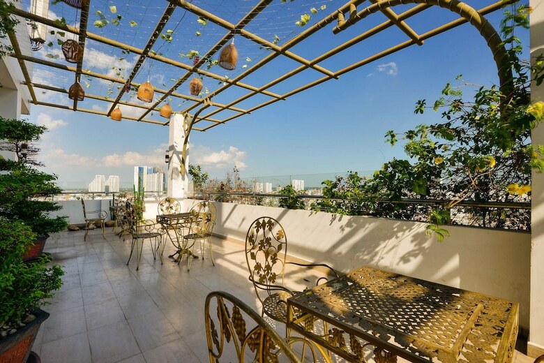 Liberty Hotel Saigon South