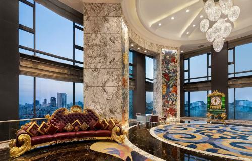 Hotel The Reverie Saigon