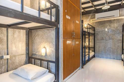 Freedom Hostels@phi Phi