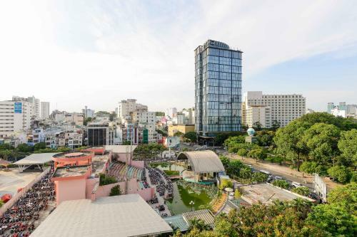 Dragon Palace Hotel