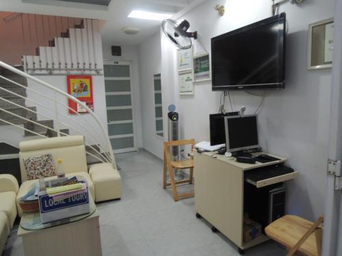 Hostal Vy Khanh Guesthouse