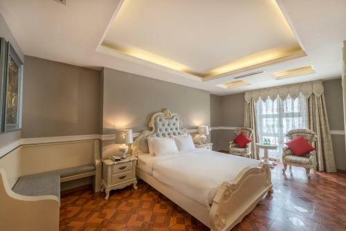 Hotel A & Em - 280 Le Thanh Ton