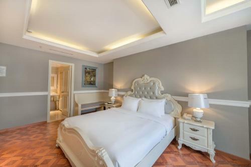 Hotel A & Em - 280 Le Thanh Ton
